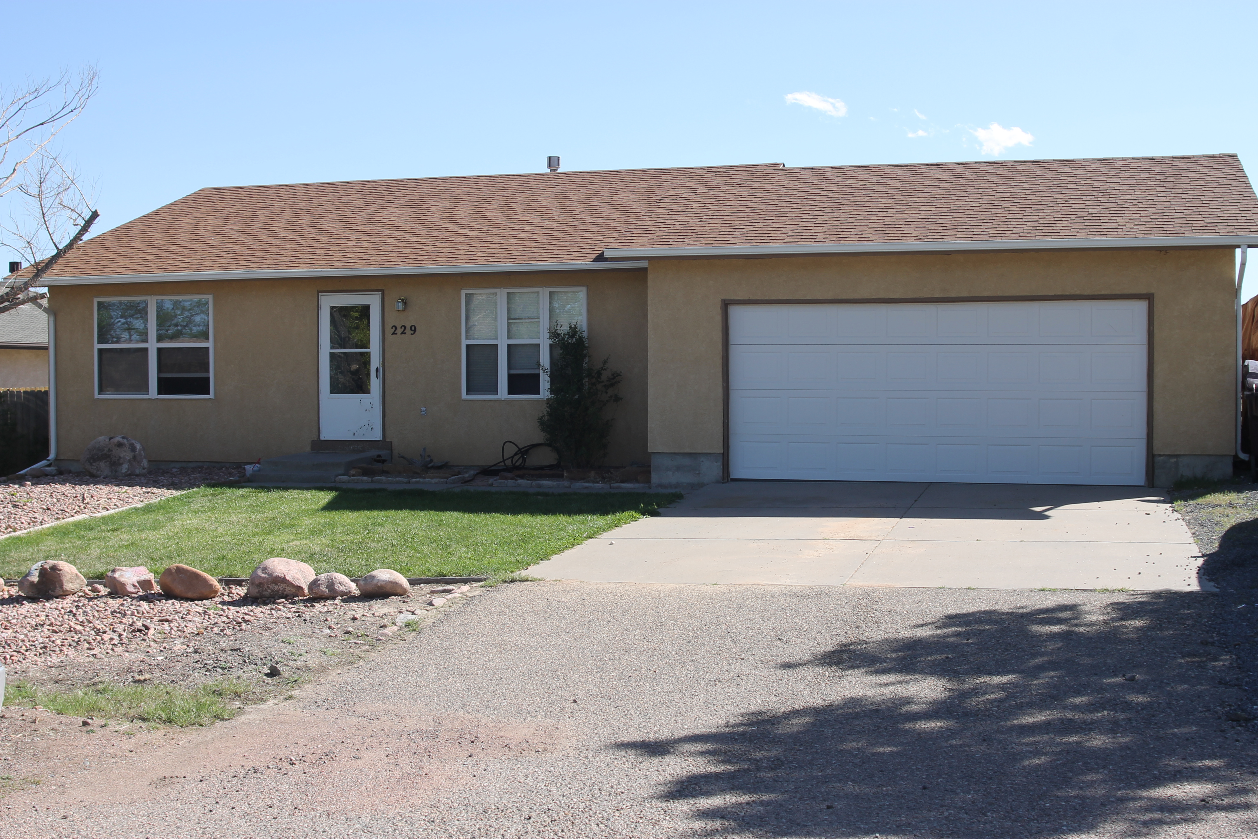 229 S Bailey Dr, Pueblo West CO  81007